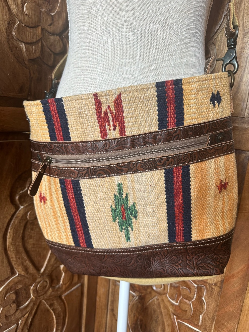 MYRA crossbody bag.